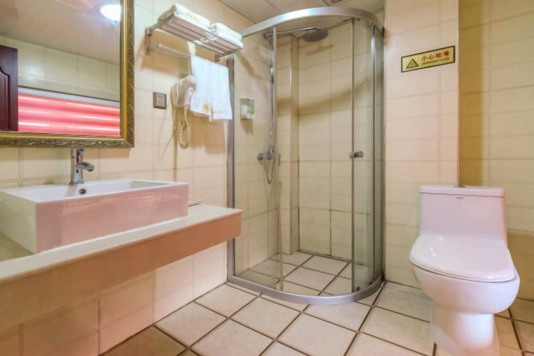 Bathroom 3, Youjia Hotel, Bijie
