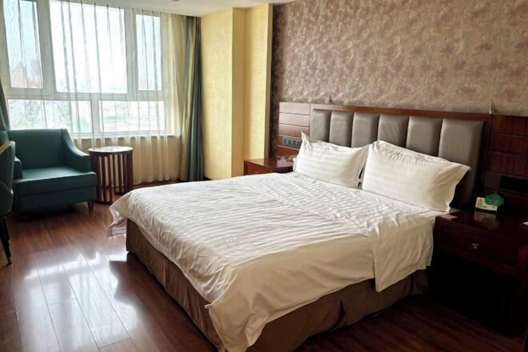 Bedroom 3, Xinwei Hot Spring Hotel, Suihua