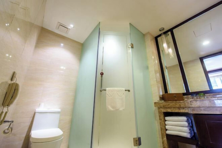 Bathroom 3, Junan Gloria Plaza Hotel, Chengde