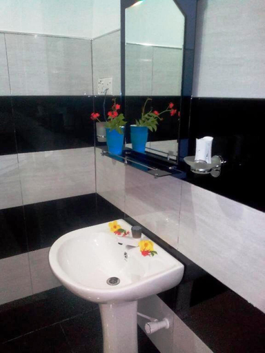 Bathroom 4, Aloe Home Stay, Dambulla