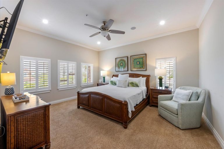 Room 3, Holmes Beach Shoreline Suites, Manatee
