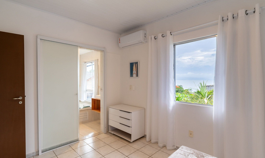 Room 3, House w/ Barbecue 140m From the Beach Shd0071, Florianopolis