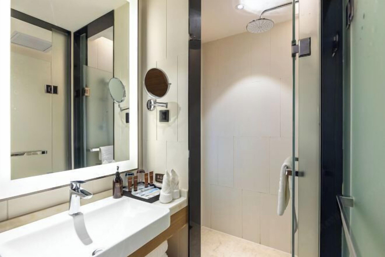 Bathroom 3, Days Inn by Wyndham Lanzhou, Lanzhou