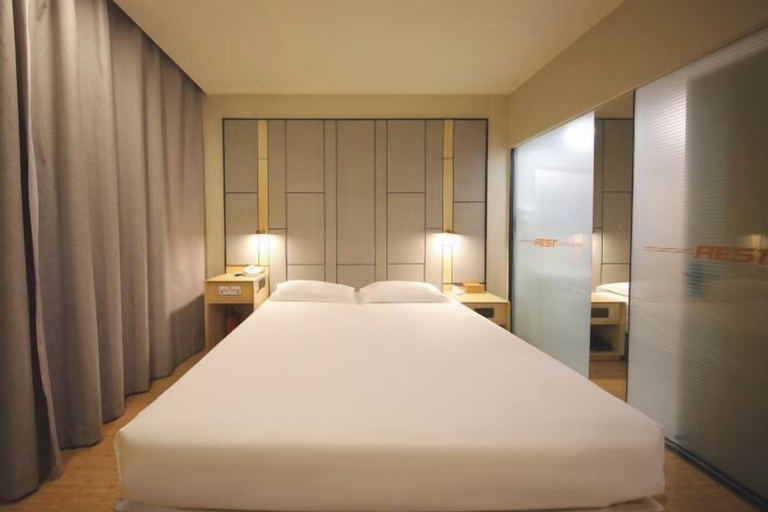 Bedroom 3, Rest Motel (Xincheng Road), Wenzhou