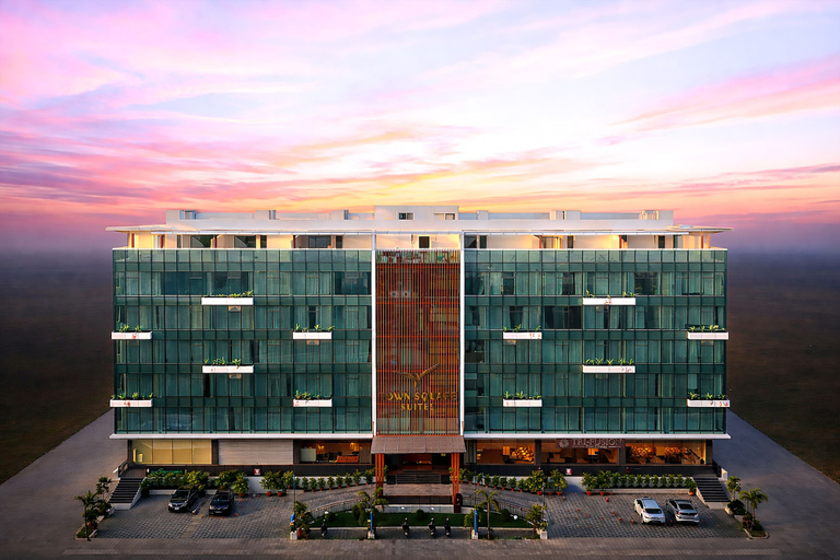 Exterior & Views