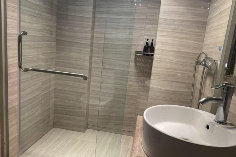 Bathroom 3, Jinjun Hotel (Chongqing North Railway Station), Chongqing