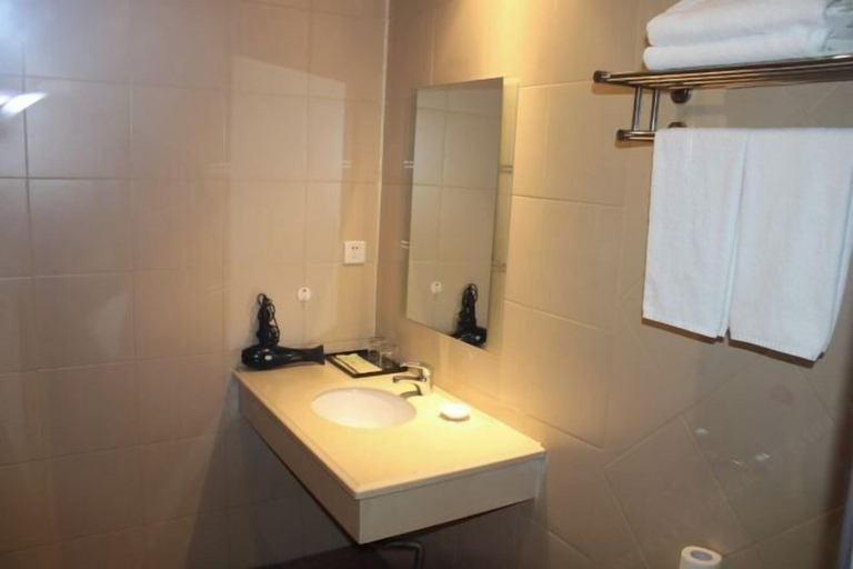 Bathroom 4, Shantou Buyetian Hotel, Shantou