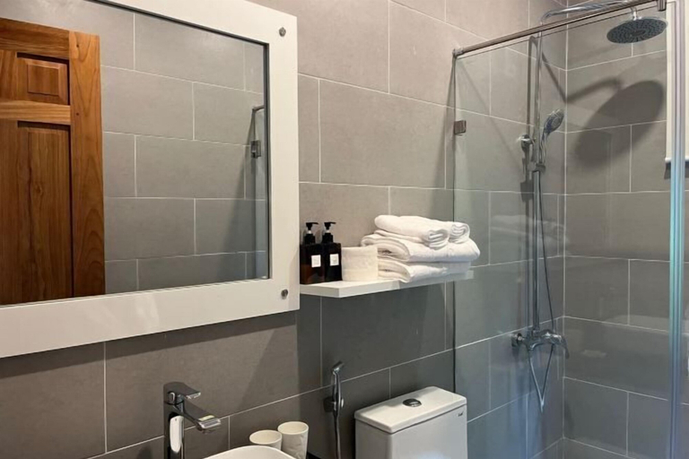 Bathroom 3, Hoang Loc Villa, Đà Lạt