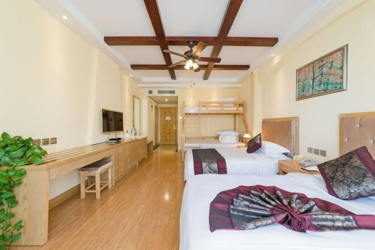 Bedroom 5, Century Dynasty Hotel, Zhangjiakou