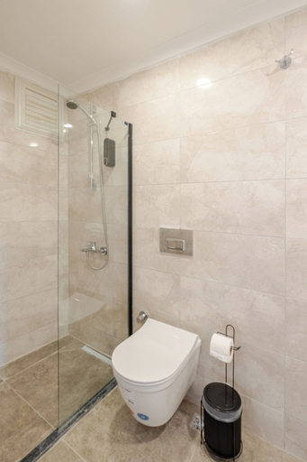 Bathroom 2, B. POLAT, Şişli