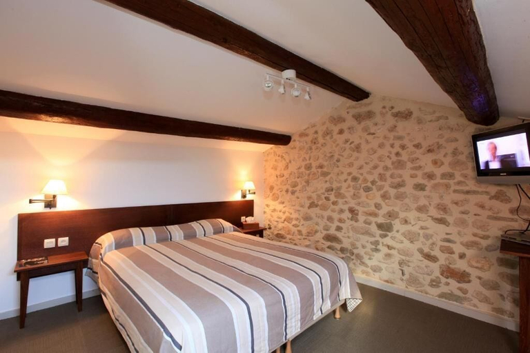 Bedroom 4, Domaine les Mejeonnes, Drôme