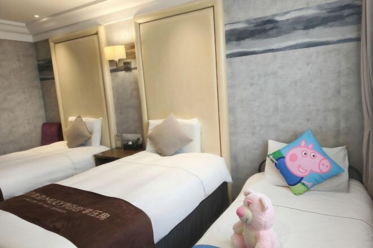 Bedroom 3, Grand Daqiao Hotel, Nanjing