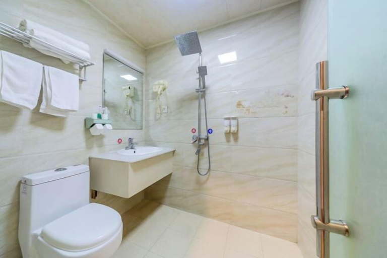 Bathroom 3, Changsheng Hotel, Nanjing