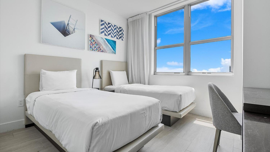 Bedroom 3, Hyde House, Broward