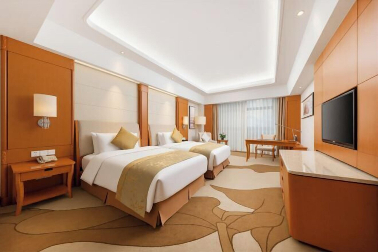 Bedroom, Huaguoshan Hotel, Lianyungang