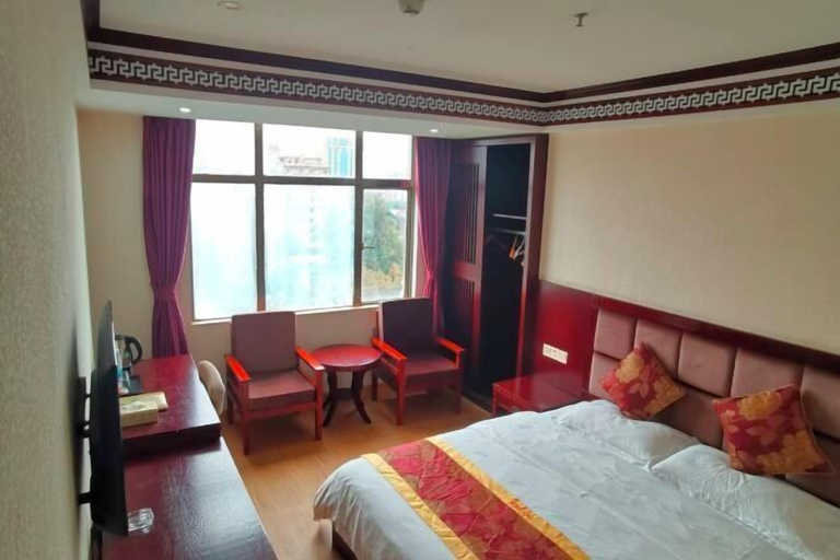 Bedroom 3, Dongxing Zijin Hotel, Fangchenggang