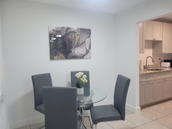 Others 4, Arpe 4plex, Broward