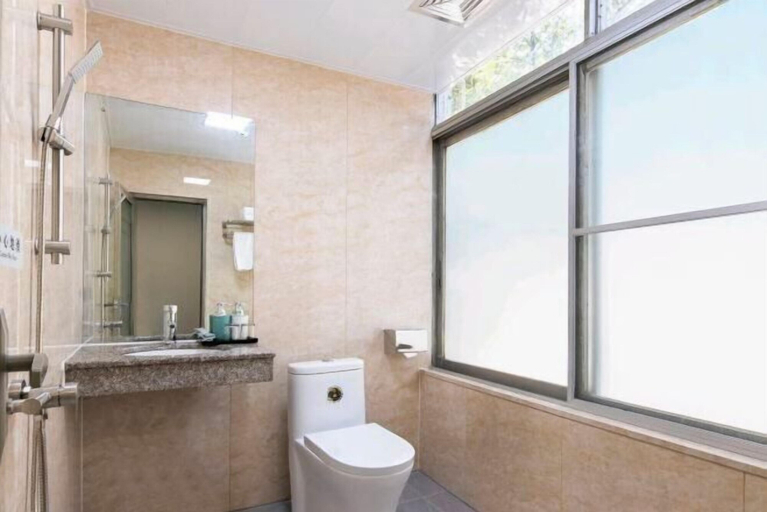 Bathroom 2, Zhaoqing Jiayou Boutique Homestay, Zhaoqing