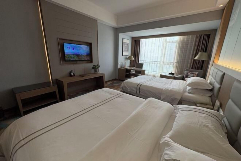 Bedroom 3, Yulin Hotel, Jiuquan