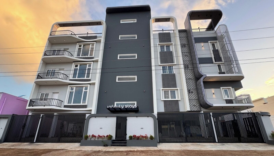 Exterior 2, Infinity Stays, Madurai