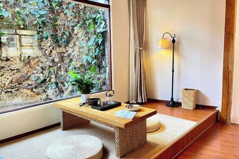 Bathroom 3, Xiangshangpin Hostel, Lijiang