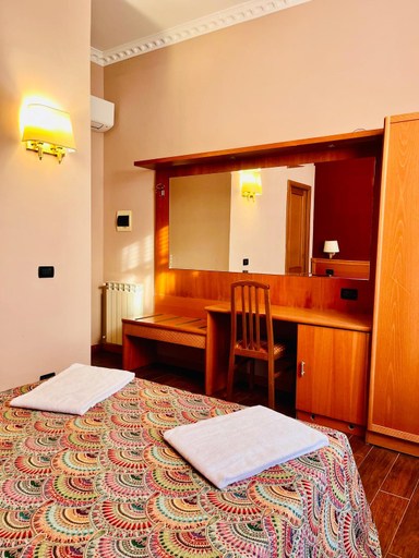 Bedroom 4, Beauty Rooms, Rome
