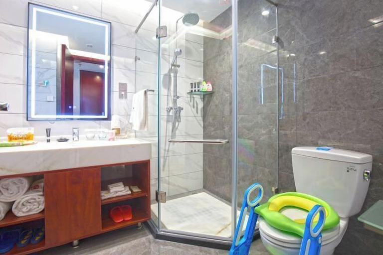 Bathroom, Hebei Yeshengyuan Hotel, Shijiazhuang