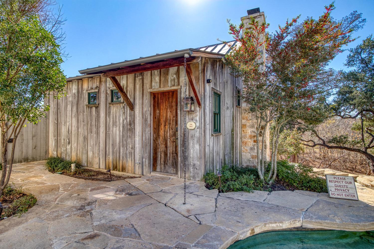 Exterior & Views 1, Blacksmith Quarters on Barons Creek, Gillespie