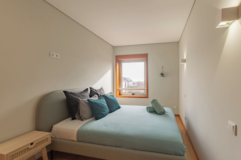 Room 4, Edifício Vencedor, Matosinhos