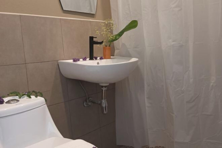 Bathroom 4, Hug Udon, Muang Udon Thani