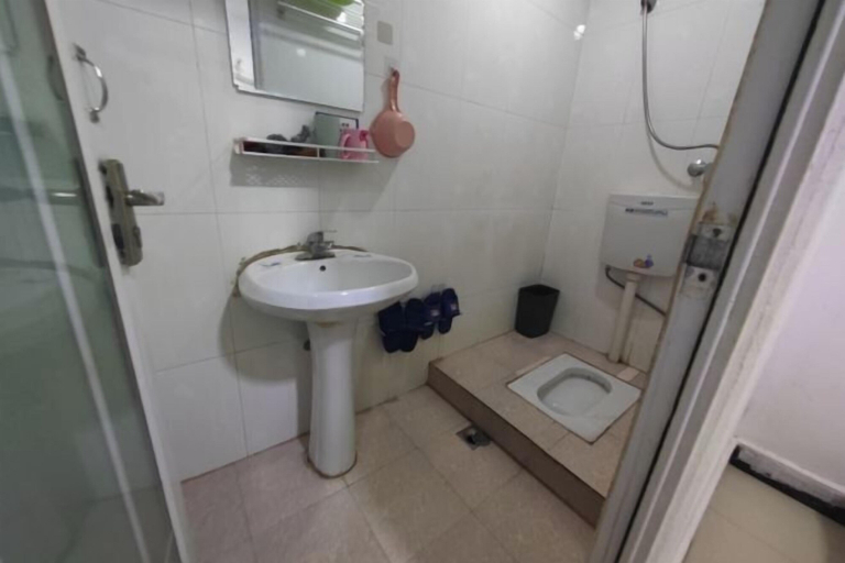 Bathroom 3, Jingpai Hotel, Nanchang