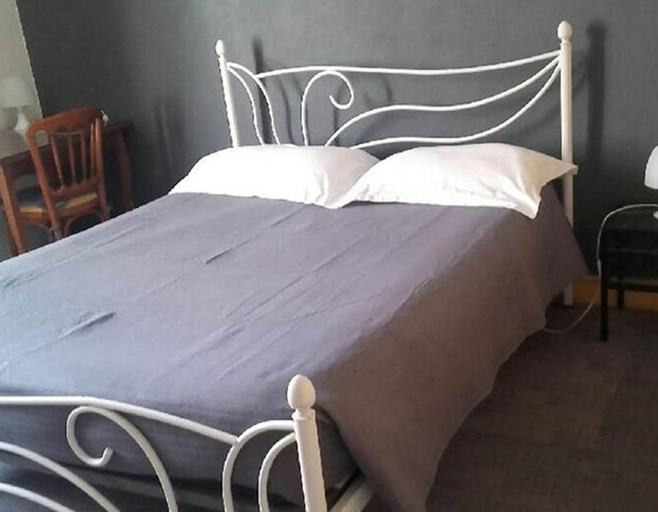 Bedroom 2, Hotel de la Gare - Morlaix, Finistère