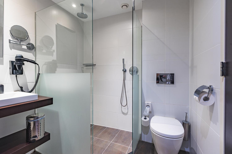 Bathroom 2, Hotel Bella Ciao