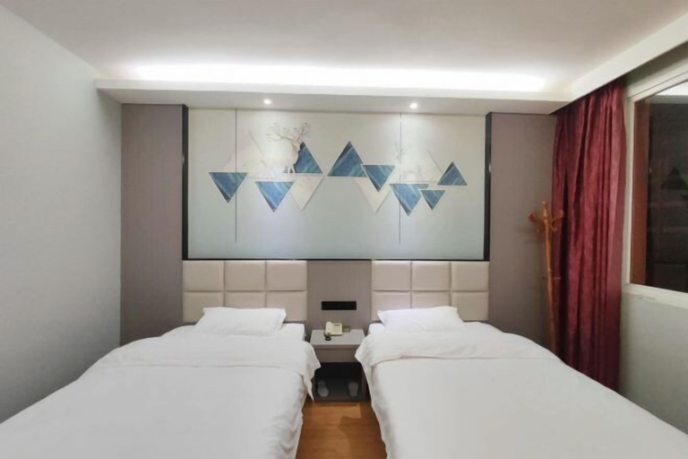 Bedroom 5, 7 xing Ge Business Hotel, Guilin
