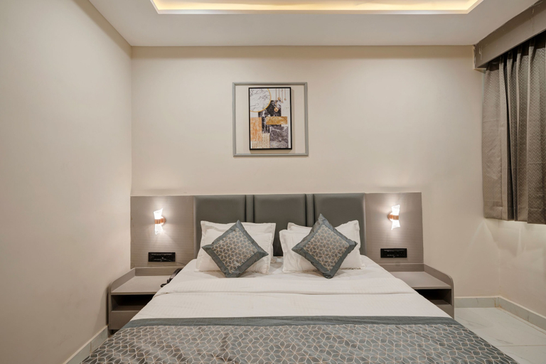Room 5, Hotel City Star, Ahmadabad