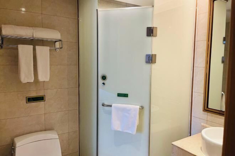 Bathroom 4, Vienna International Hotel (Taoyuan Longba), Changde