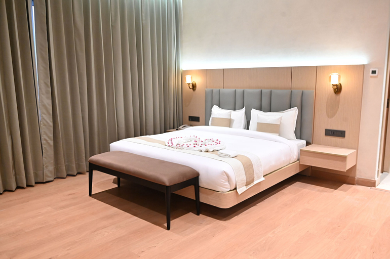 Room 4, HOTEL MEERA PALACE, Varanasi