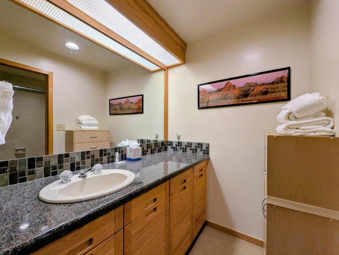 Bathroom 3, Slopeside 2773A, Summit