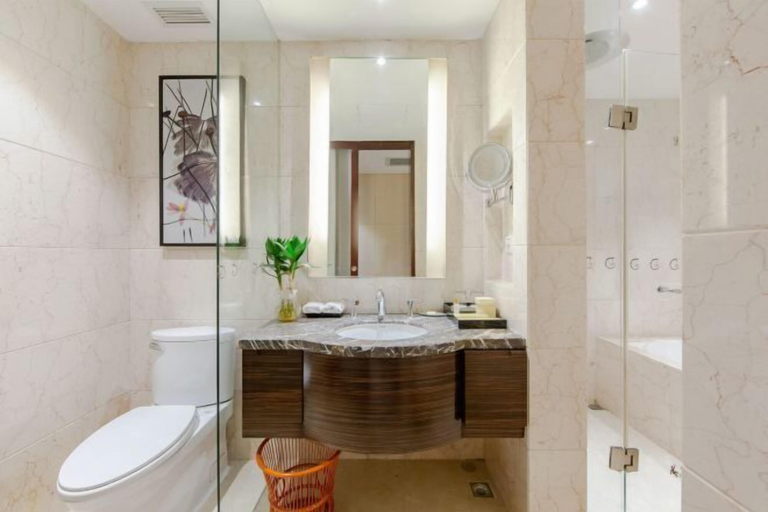 Bathroom 4, Southern Club Hotel, Guangzhou