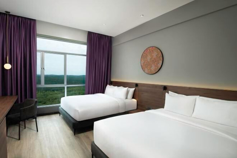 Bedroom 2, Quest Hotel Midport Port Dickson, Port Dickson
