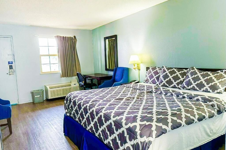 Room 2, Happy stay Inn by BestAcco, Hopkins