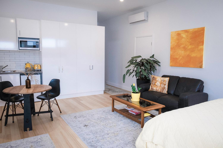 Others 2, Port Fairy BNB - The Yellow Suite, Moyne - South
