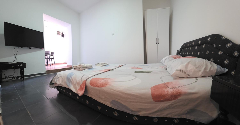 Bedroom 5, Blazo apartments