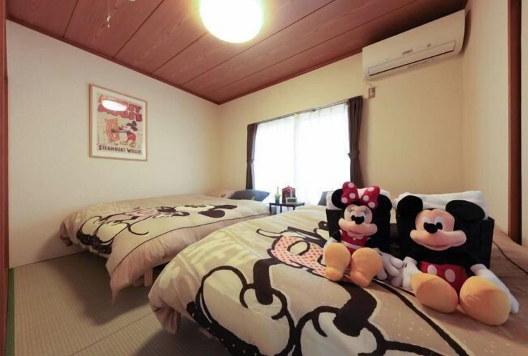 Bedroom 1, Sepia Court Inn, Edogawa