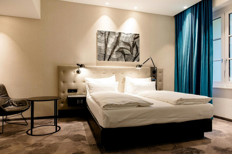 Bedroom 4, Motel One Linz-Hauptplatz, Linz