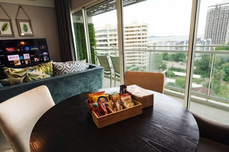 Food & Drinks, Residence by Hello Pattaya at Veranda, Pattaya