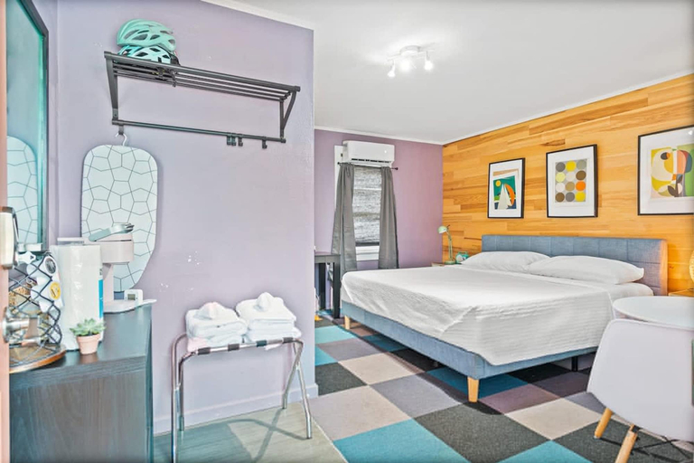 Room 4, Back in Time Motel-50 s Style in St Augustine, Saint Johns