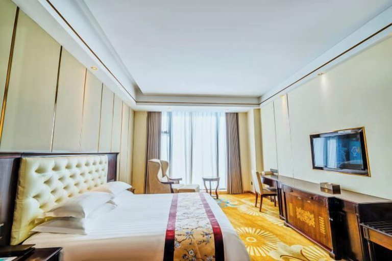 Bedroom 3, Xinghua Grand Hotel, Taizhou