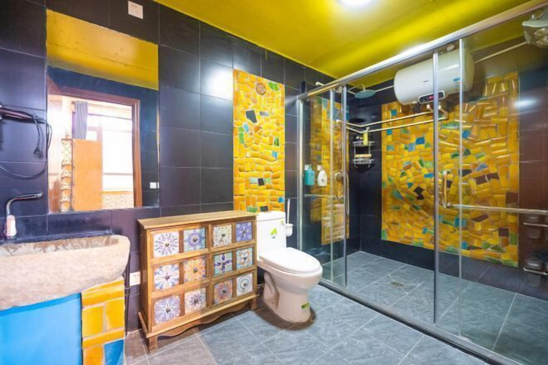 Bathroom 4, Mutianyu Great Wall Country Park Homestay, Beijing