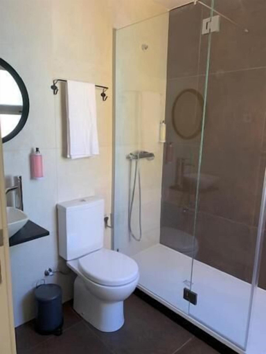 Bathroom 2, Quimpecável, Figueira da Foz